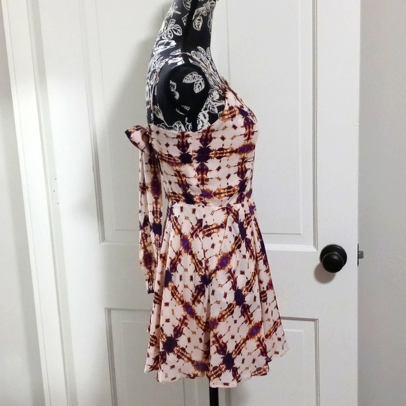 🆕️ 💜Lavender Brown💜 - Beige/Purple Silk Blend Mini Dress Romper - Picture 4 of 15